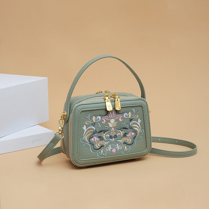 Crossbody Bag High-end Design Bag Chinese Style Embroidery Handbag Fashion Versatile Single Shoulder Small Square Bag Cross-border