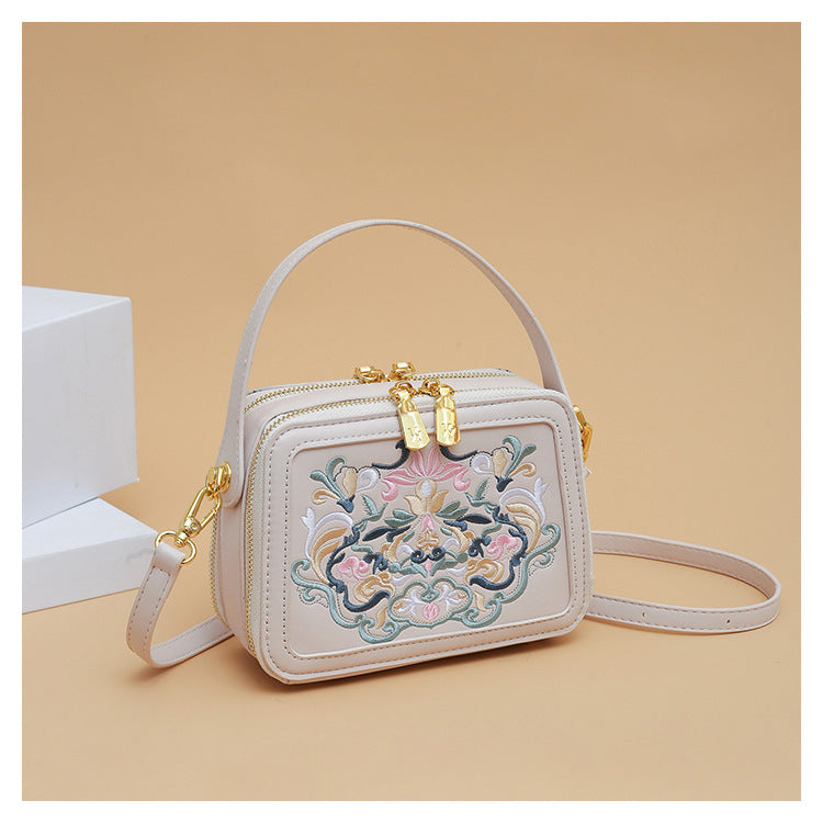 Crossbody Bag High-end Design Bag Chinese Style Embroidery Handbag Fashion Versatile Single Shoulder Small Square Bag Cross-border